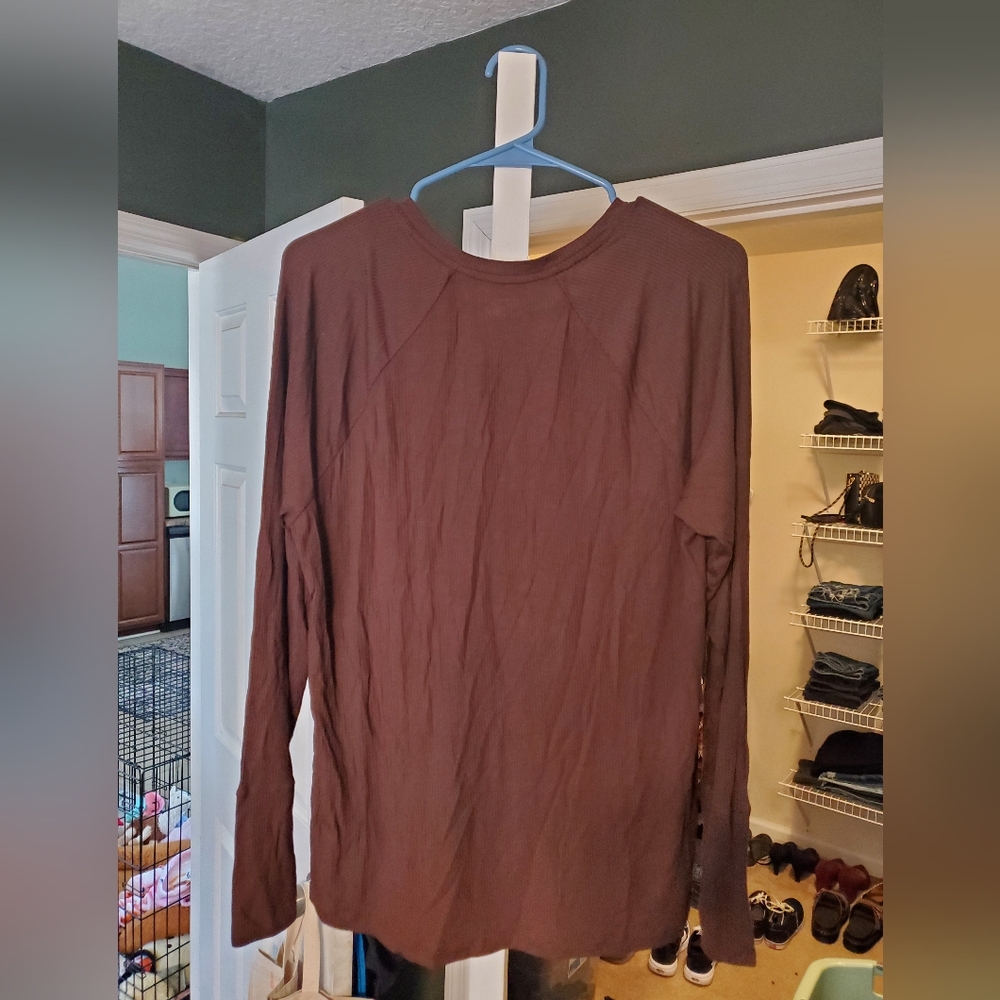 SOLD - Women's Long Sleeve Brown Top - Picture 5 of 6